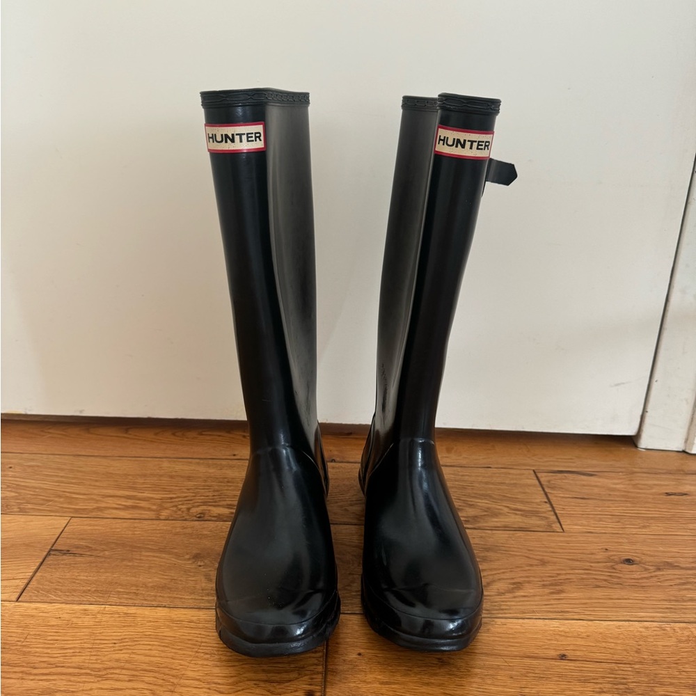 Hunter Rain Boots, tall, black, size us 7 women’s